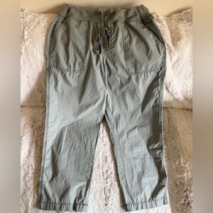 Calvin Klein women's Sage Cargo Pants